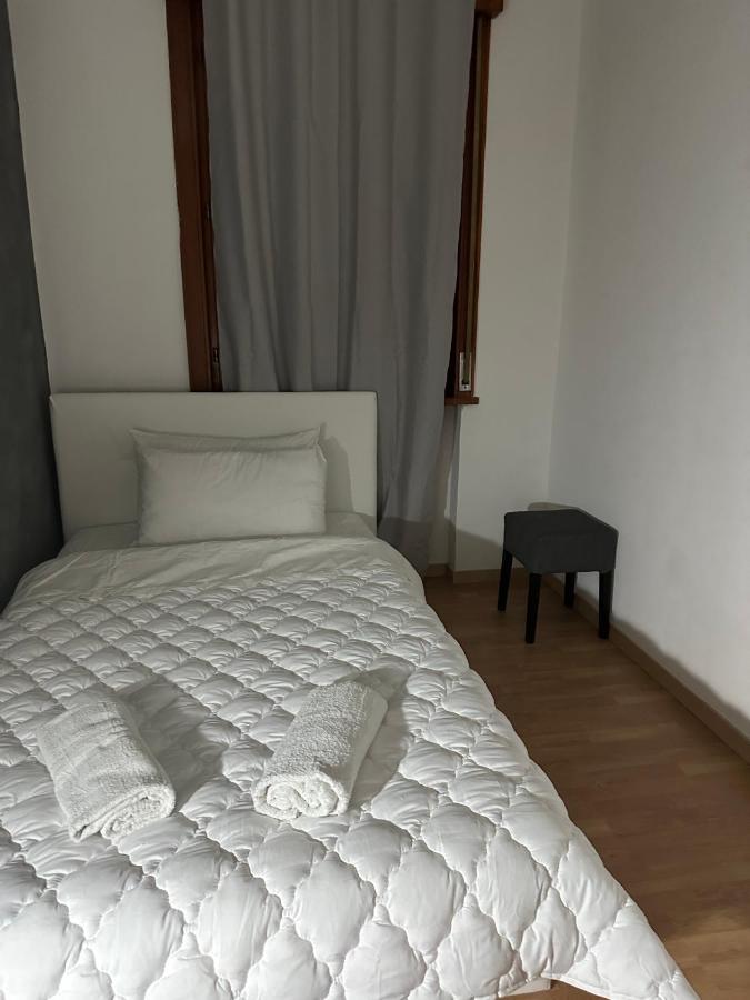 Leone D'Oro 2 - Milano Street Hotel Mestre Ngoại thất bức ảnh