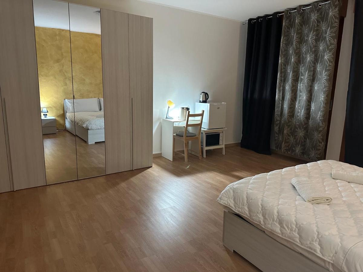 Leone D'Oro 2 - Milano Street Hotel Mestre Ngoại thất bức ảnh