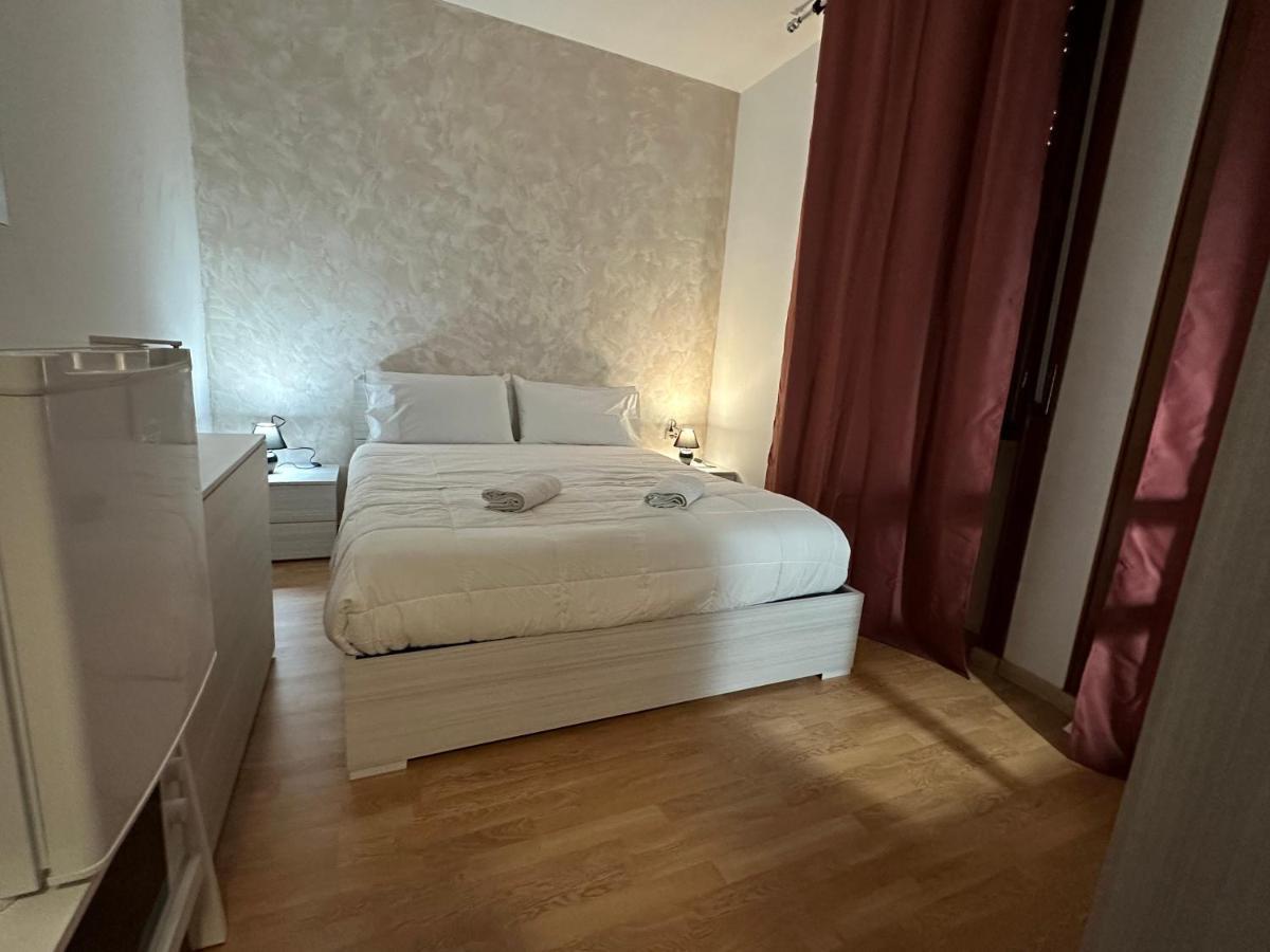 Leone D'Oro 2 - Milano Street Hotel Mestre Ngoại thất bức ảnh