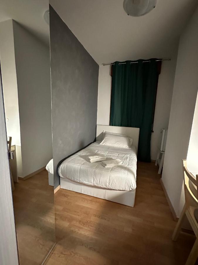 Leone D'Oro 2 - Milano Street Hotel Mestre Ngoại thất bức ảnh