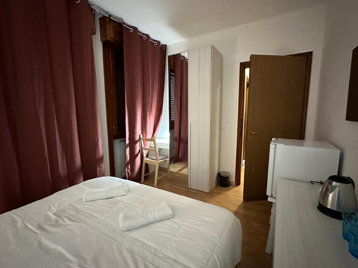 Leone D'Oro 2 - Milano Street Hotel Mestre Ngoại thất bức ảnh