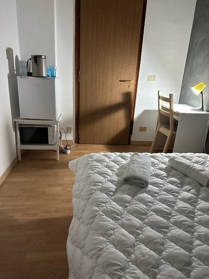 Leone D'Oro 2 - Milano Street Hotel Mestre Ngoại thất bức ảnh